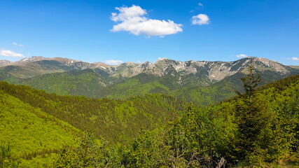 Fototapeta na wymiar Romania, Valcan Mountains, viewpoint from Oslea Mountain to Godeanu Mountains, landscape with mountains