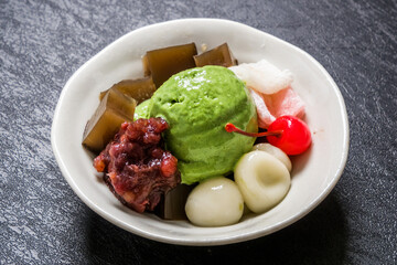 あんみつ　Agar and Anko (red bean paste) 