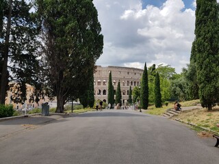 Roma Colle Oppio con vista Colosseo