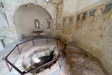 Agliate, medieval church of Santi Pietro e Paolo, baptistery interior