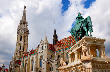 Fototapeta premium View on Matthias church in the Buda castle, Budapest