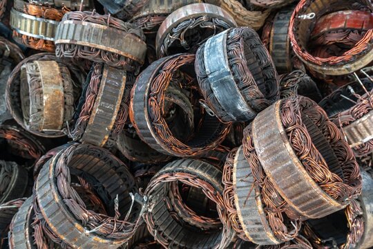 stator plate and wingdings in ac alternators for recycling. copper recycling from stator.