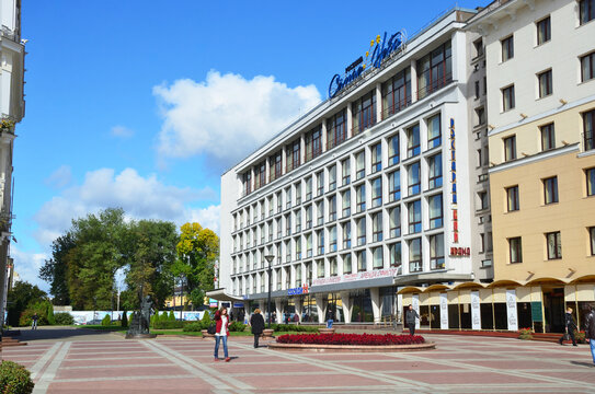 "Seventh Heaven"-Bilder: Stock-Fotos & -Videos. | Adobe Stock