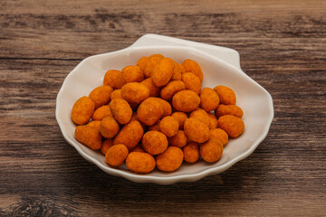 Spicy peanut heap in the bowl