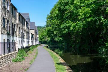 Fototapeta na wymiar Houses along the canal