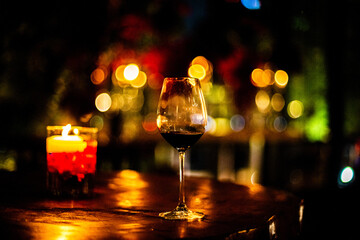 Copa de vino con vela