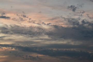 Fototapeta na wymiar clouds in the sky during sunset