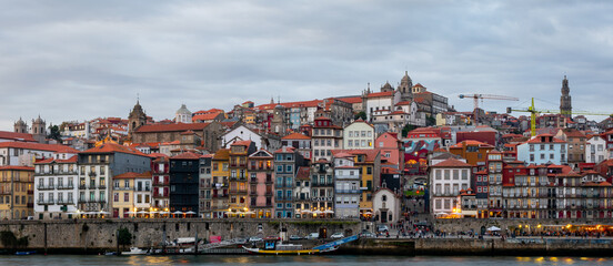 Fototapeta na wymiar panorama of porto portugal 