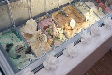 Ice cream parlour choices