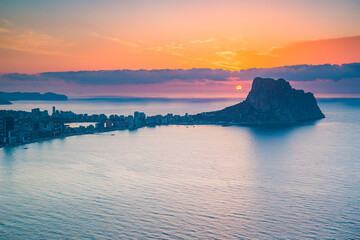 Amanecer en Calpe, desde el morro de Toix, Marivilla, con vistas al peñón de ifach