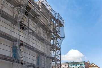 Building renovation , Wall insulation, mineral wool, composite panels © yaalan