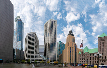 Fototapeta na wymiar Center of Downtown Minneapolis Minnesota with Skyscraper and Administrative building