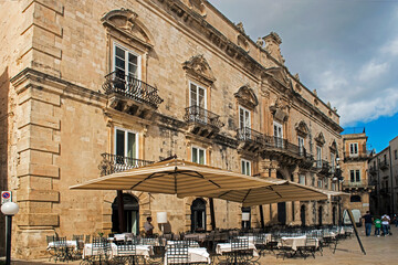 Fototapeta na wymiar Historic downtown of Syracuse, Sicily