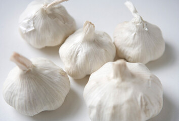 Garlic cloves.
