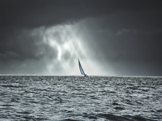 Sailing in Lightray © hpoelker