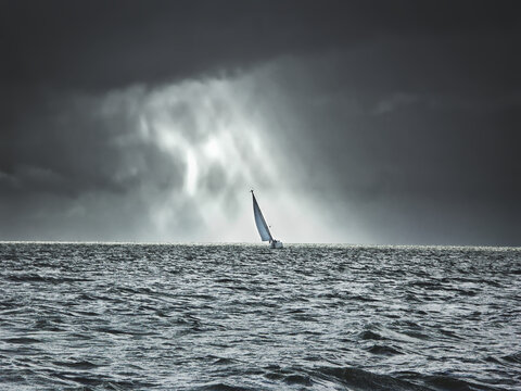 Sailing in Lightray