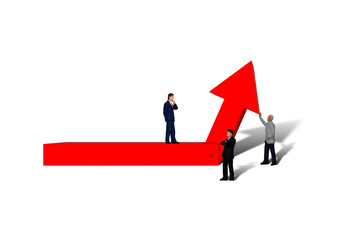 赤いチャートの矢印を支えるビジネス人形と白背景【ビジネスの成功】