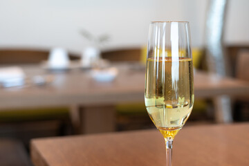 シャンパン © polkadot