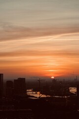 Fototapeta premium sunrise over the city