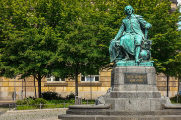 Otto von Guericke Denkmal in Magdeburg, Deutschland
