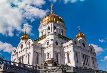 Fototapeta na wymiar Cathedral of Christ the Saviour in Moscow, the tallest Orthodox Christian church in the world