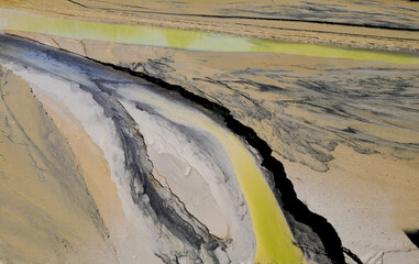 removed sediment (lime, clay, sludge) in a limestone quarry - abgetragener Bodensatz (Kalk, Lehm,...