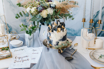 wedding decor. bouquet of flowers with cake