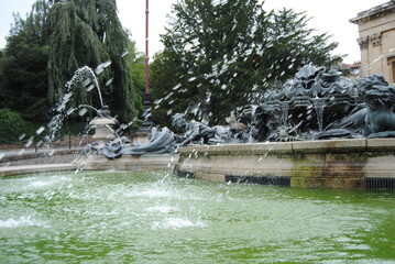 fountain in the park
