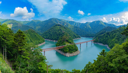 lake and mountains japan 