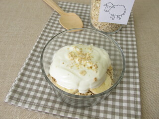 Breakfast with sheep quark, rolled oats and banana