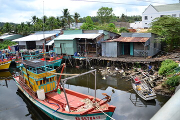 Fototapeta na wymiar fishing boats on the river