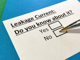 Obraz premium Questionnaire about electronics.