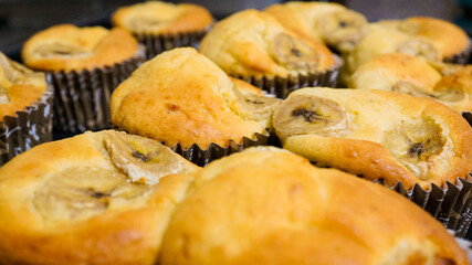 焼き立ての手作りバナナマフィン