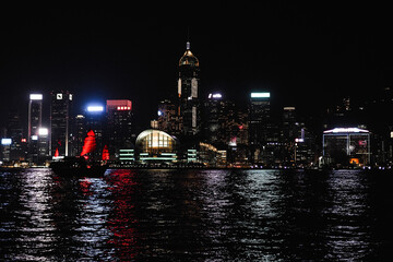 Night view of the Hong Kong skyscrapers.