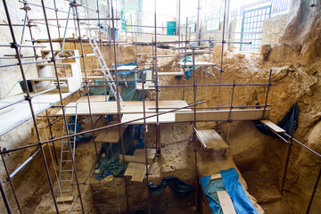 Caune de l'Arago site (France), where fossils and stone tools of Homo heidelbergensis (early Homo...