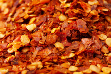 De Arbol Chilli Flakes in white natural spice