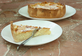 Close up to a napolitan pastiera, tipical easter sweet.