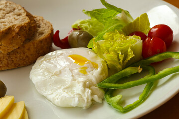 Benedict egg  with bread and cheese
