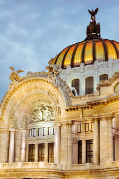 Domo de bellas artes