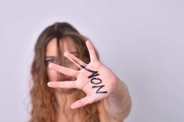 NON AUX ABUS SUR LES FEMMES