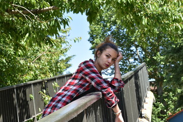 Séduction d'une jolie jeune femme