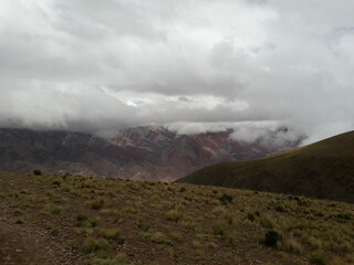 Montaña de colores