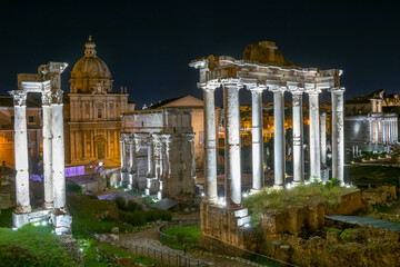 Obraz premium Beautiful night view of Roman Forum (Foro Romano) - Rome, Italy