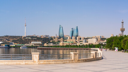 Fototapeta na wymiar New modern boulevard in Baku city