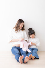 妊婦さんと女の子のポートレート