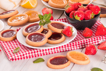 Lemon and straberry tartlets.
