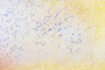 花模様の入った古いアンティーク和紙　背景イメージ