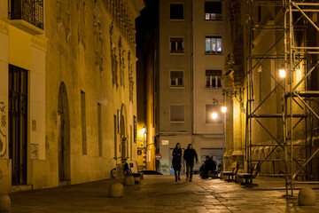 Obraz premium old city streets at night