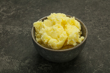Mashed potato in the bowl