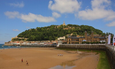Fototapeta premium Plage de San Sebastian Pays Basque Espagne 